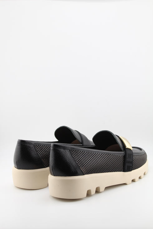 Luz da lua Perforated Leather Slip-On Loafers